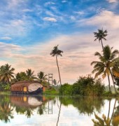 Kerala in Houseboats 4 Days Tour Package