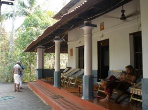 Costa Malabari Guest House-Sit Out