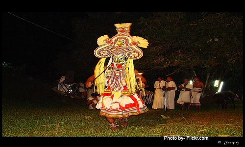 Padayani Traditional Folk Dance Kerala- Padayani Ritual Art of Kerala