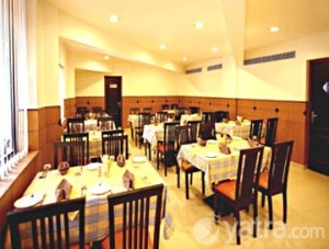 Hotel Kallely's Park Inn-Restaurant2